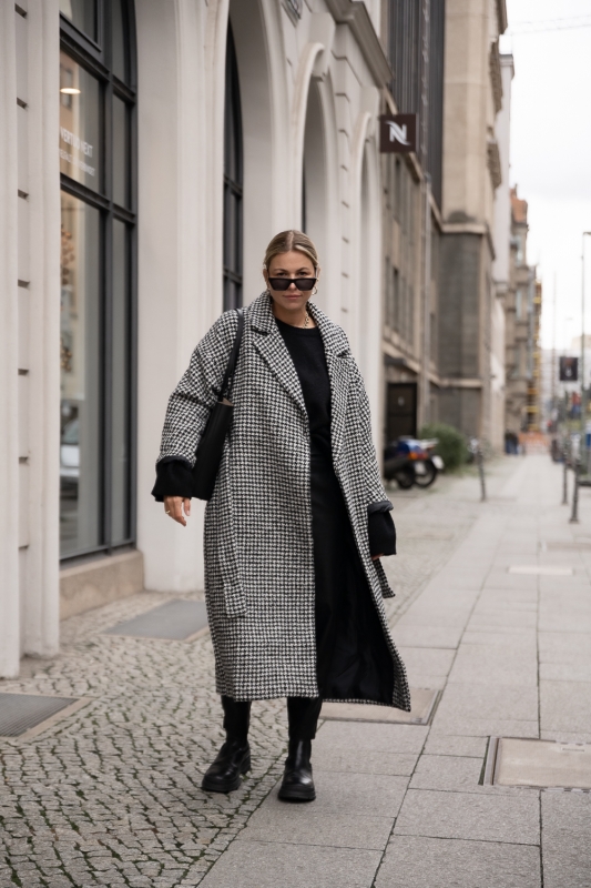 Must-haves-Winter-mantel-oversized